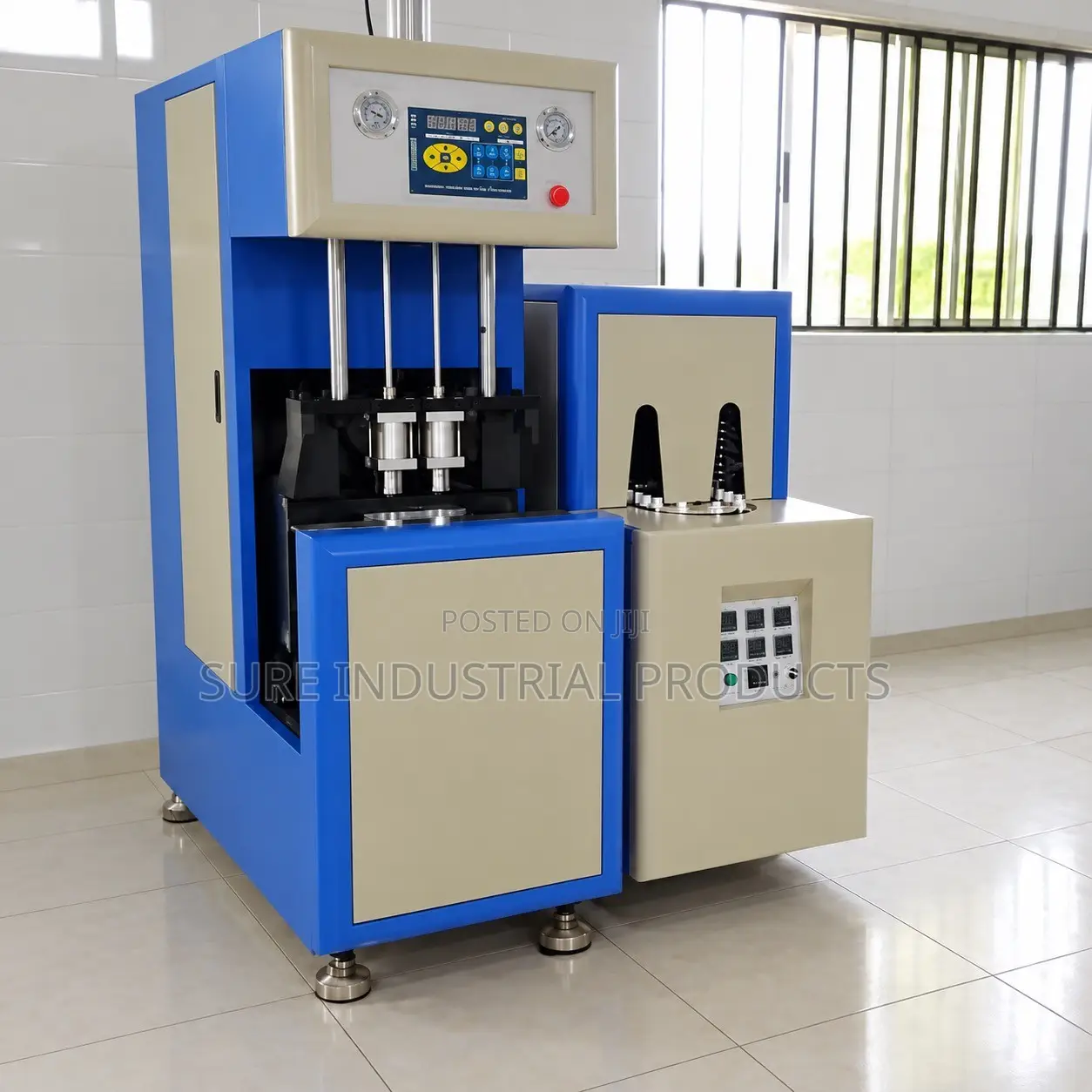 PET Bottle Blowing Machine for Plastic Bottle Production