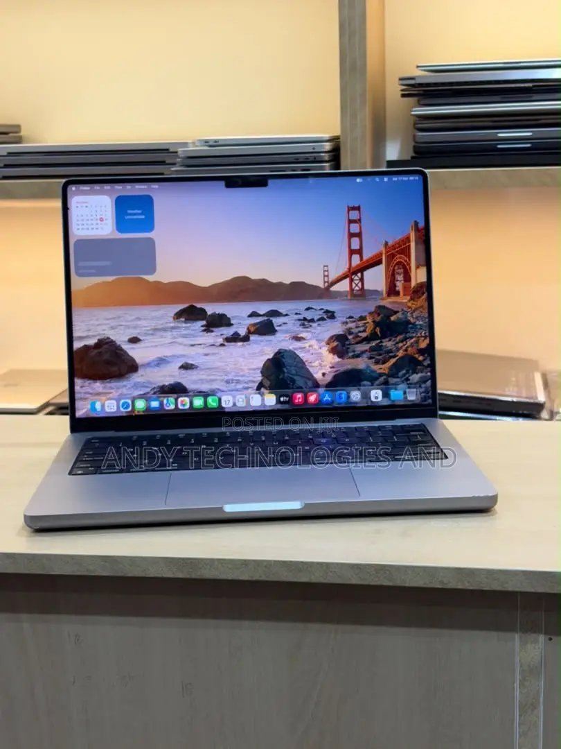 Laptop Apple MacBook Pro 2023 M2 Pro 16GB Apple M2 SSD 512GB