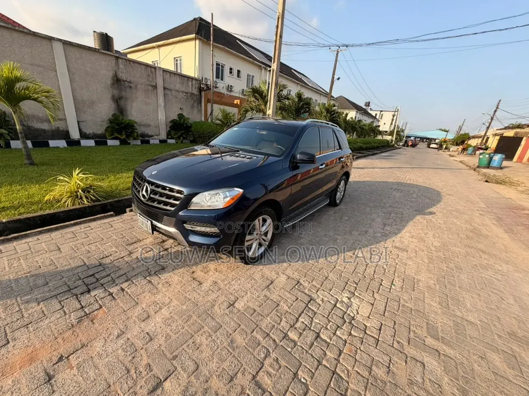 Mercedes-Benz M Class ML 350 4Matic 2013 Blue