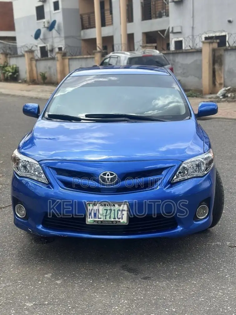 Toyota Corolla 2012 Blue