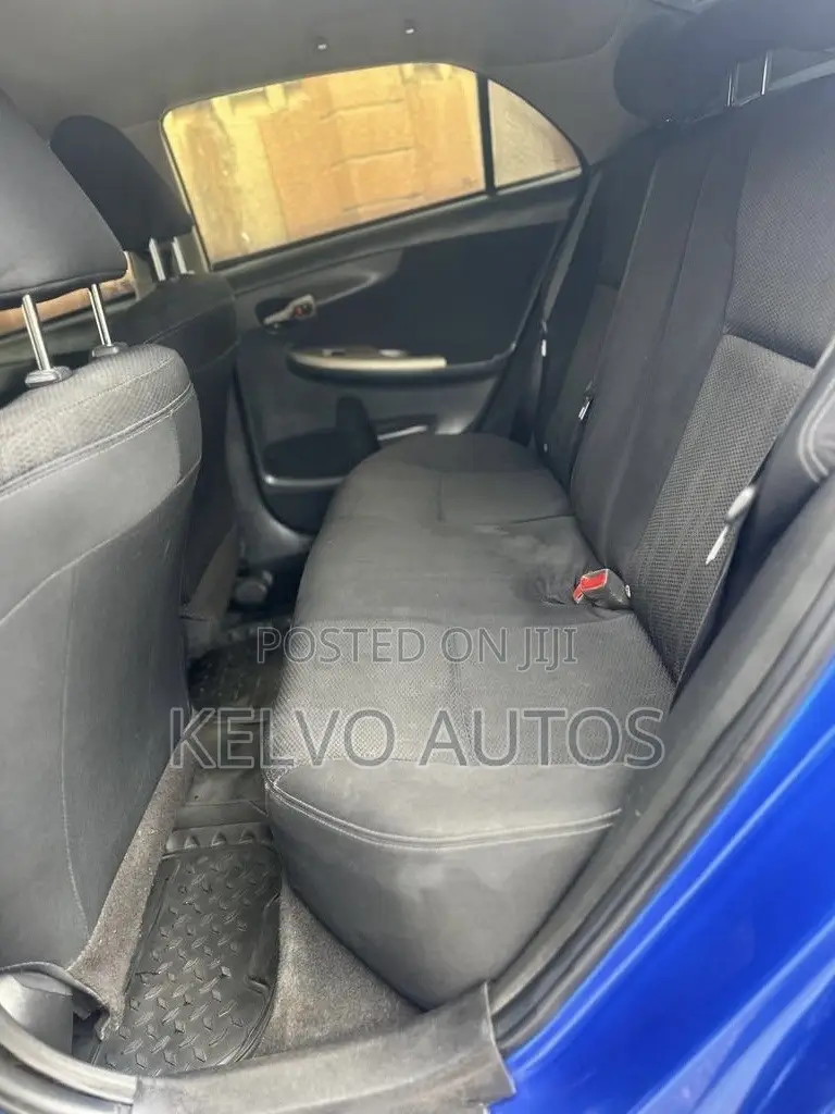Toyota Corolla 2012 Blue