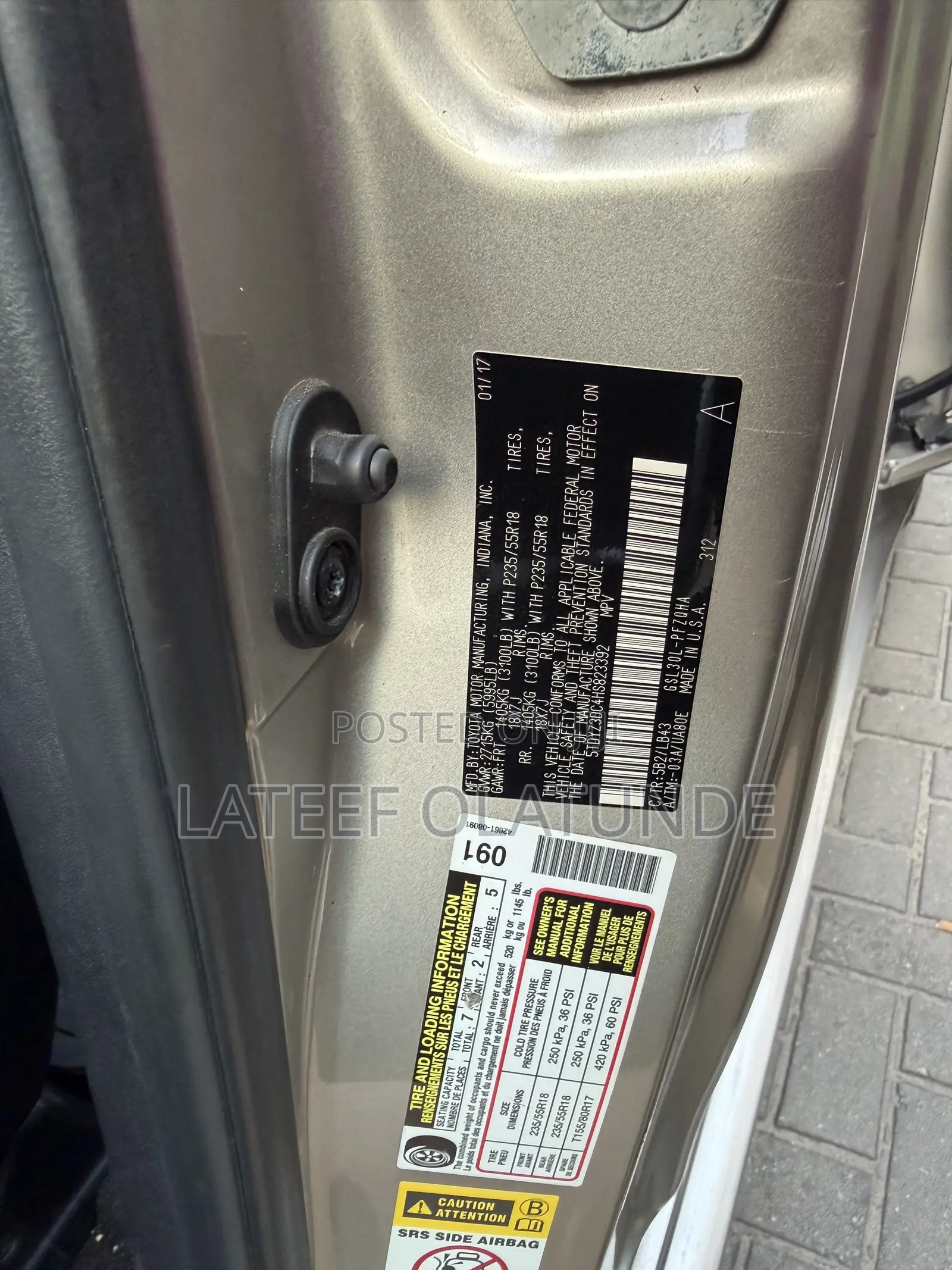 Toyota Sienna Limited Premium 7 Passenger (3.5L 6cyl 8A) 2017 Gold