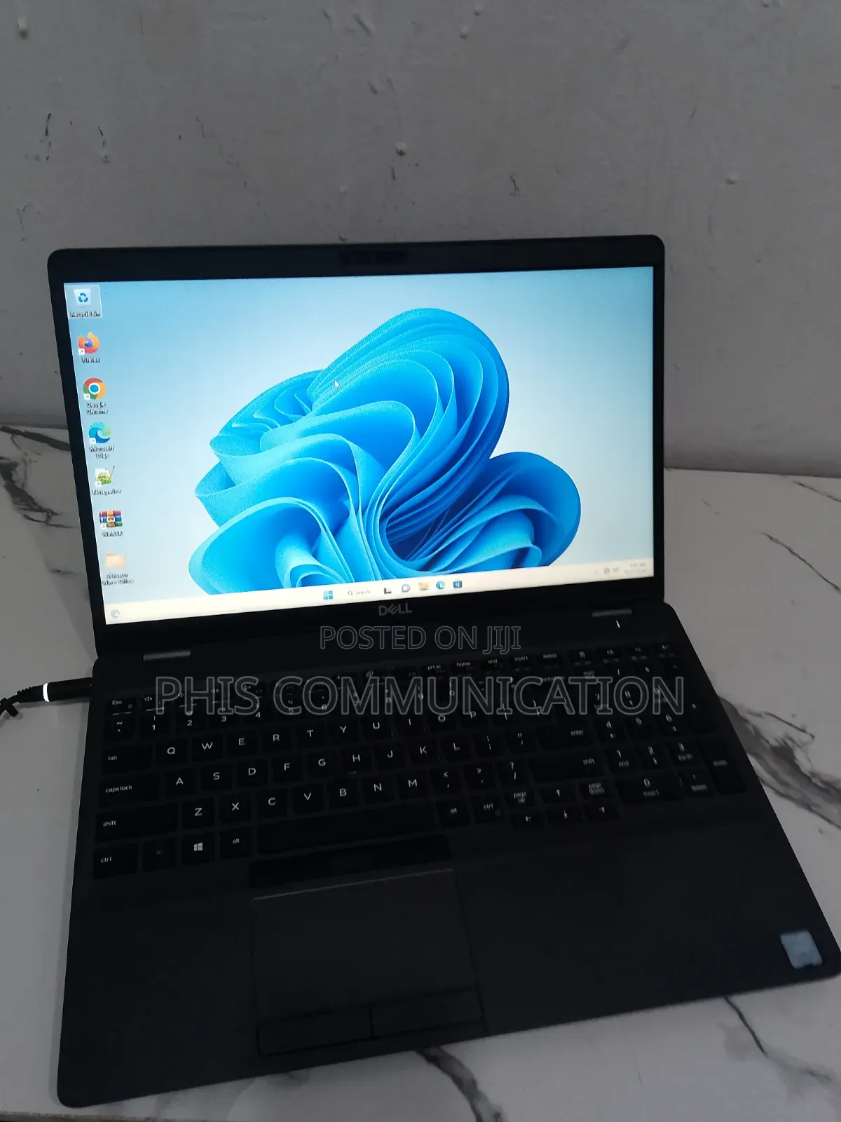 New Laptop Dell Precision 15 3541 8GB Intel Core i5 SSD 256GB