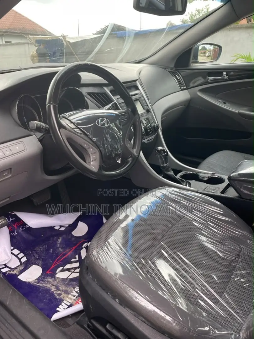 Hyundai Sonata SE 4dr Sedan (2.4L 4cyl 6A) 2014 Blue