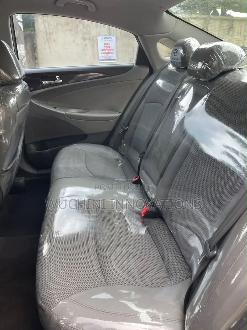 Hyundai Sonata SE 4dr Sedan (2.4L 4cyl 6A) 2014 Blue