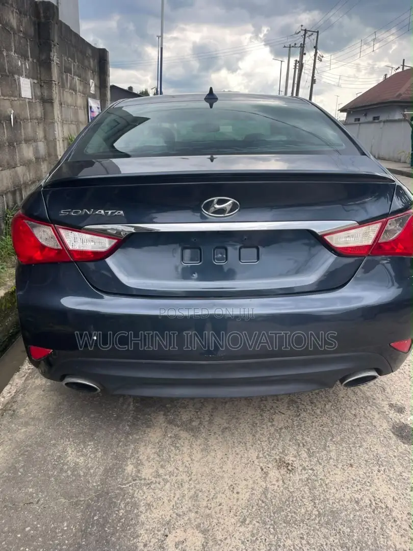 Hyundai Sonata SE 4dr Sedan (2.4L 4cyl 6A) 2014 Blue