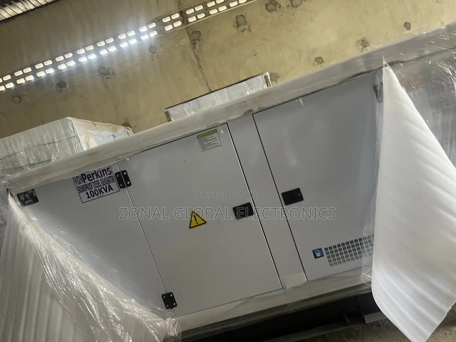 100kva Perkins Soundproof Diesel Generator 100% Copper Coil