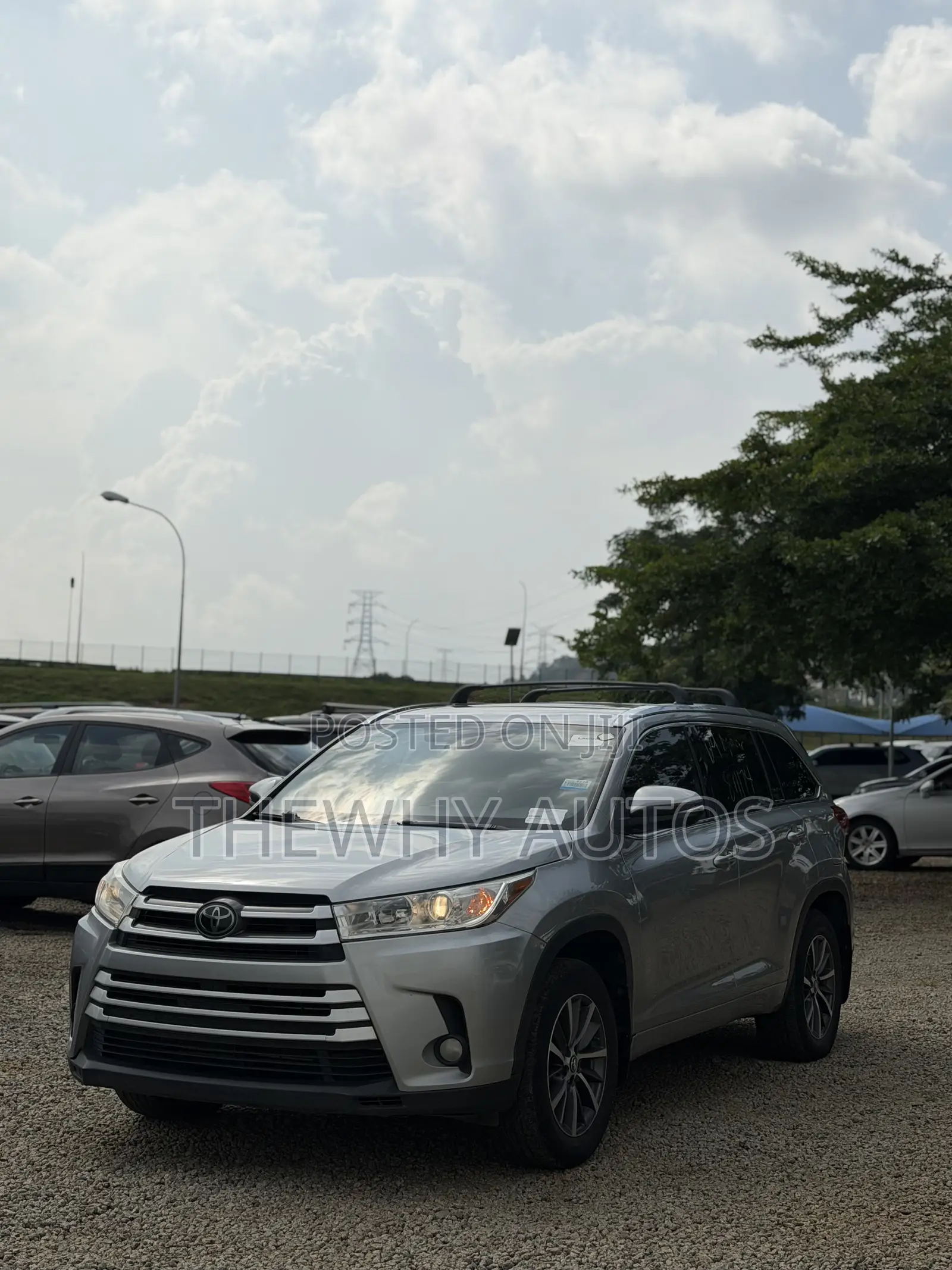 Toyota Highlander XLE 4x2 V6 (3.5L 6cyl 8A) 2018 Silver