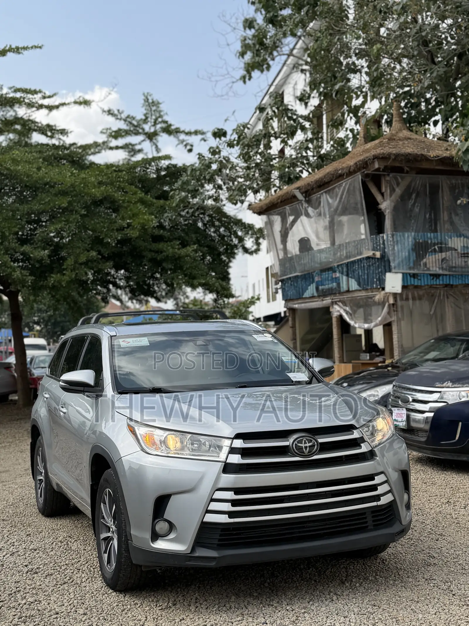 Toyota Highlander XLE 4x2 V6 (3.5L 6cyl 8A) 2018 Silver