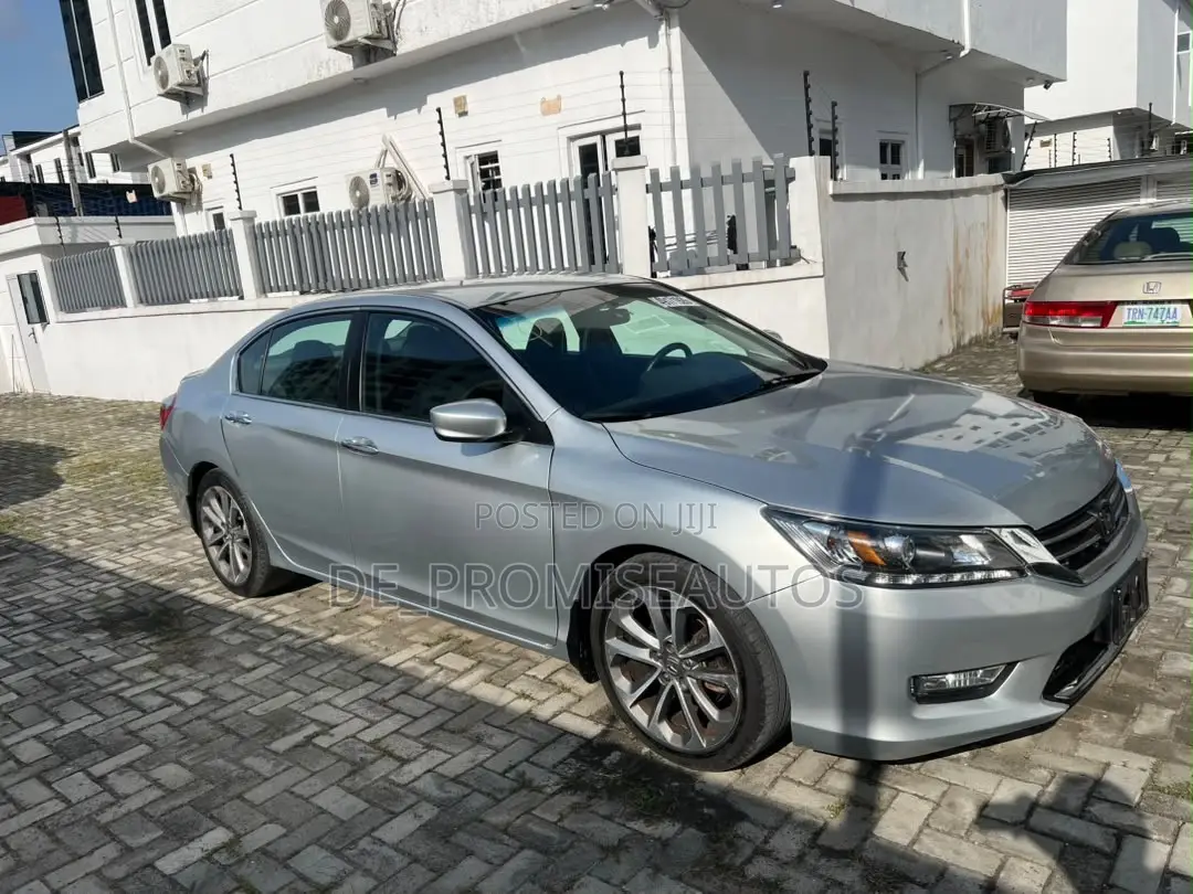 Honda Accord LX 4dr Sedan (2.4L 4cyl 6M) 2014 Silver