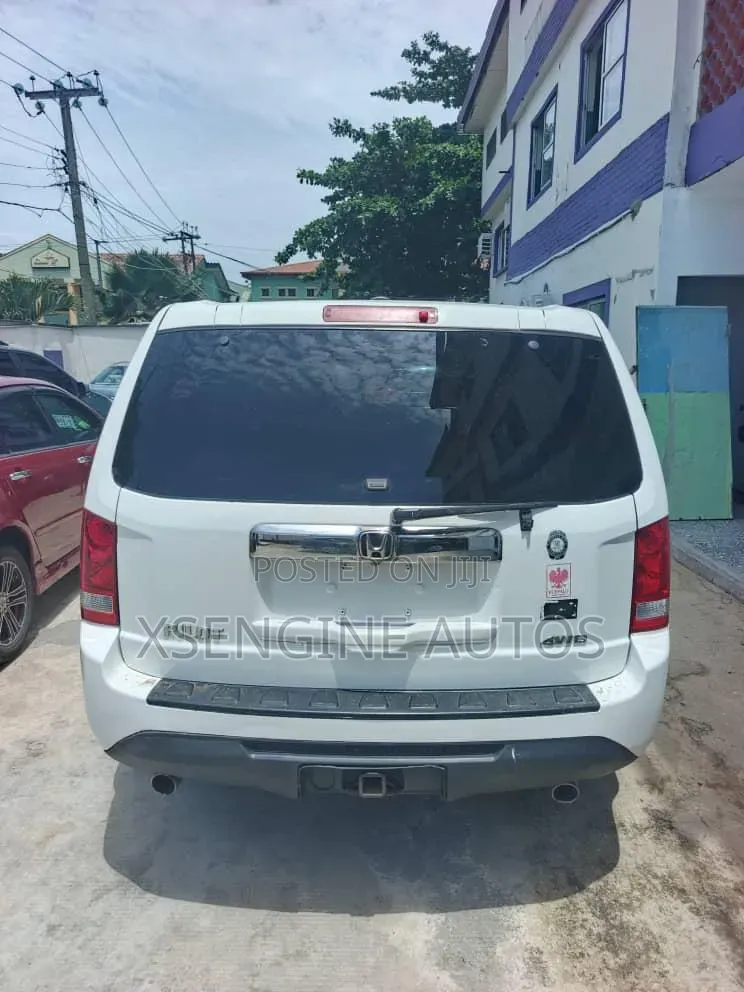 Honda Pilot 2012 White