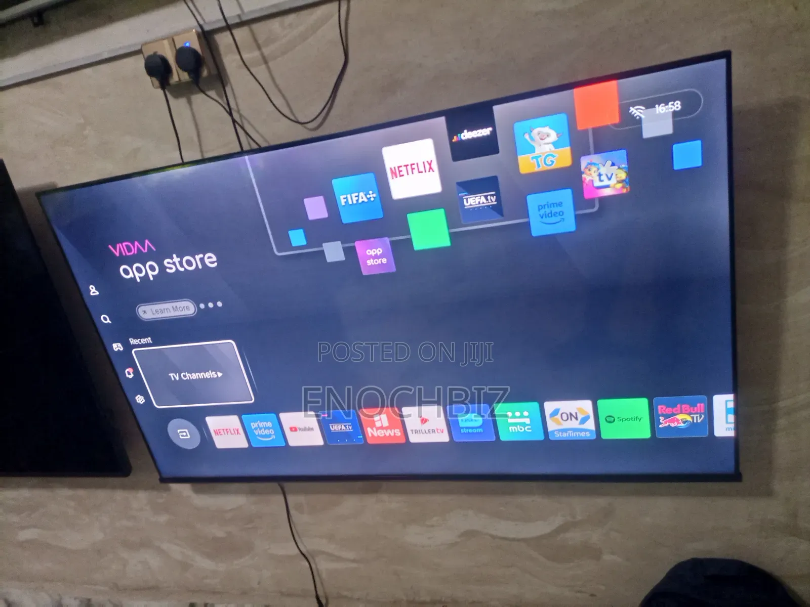 Hisense 65 Inches QLED Smart TV