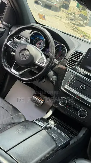 Mercedes-Benz GLE-Class AMG GLE 43 4MATIC 2019 White