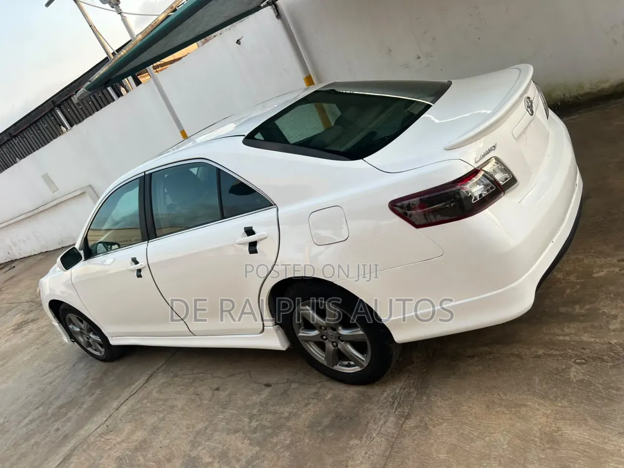 Toyota Camry SE 4dr Sedan (2.4L 4cyl 5A) 2009 White