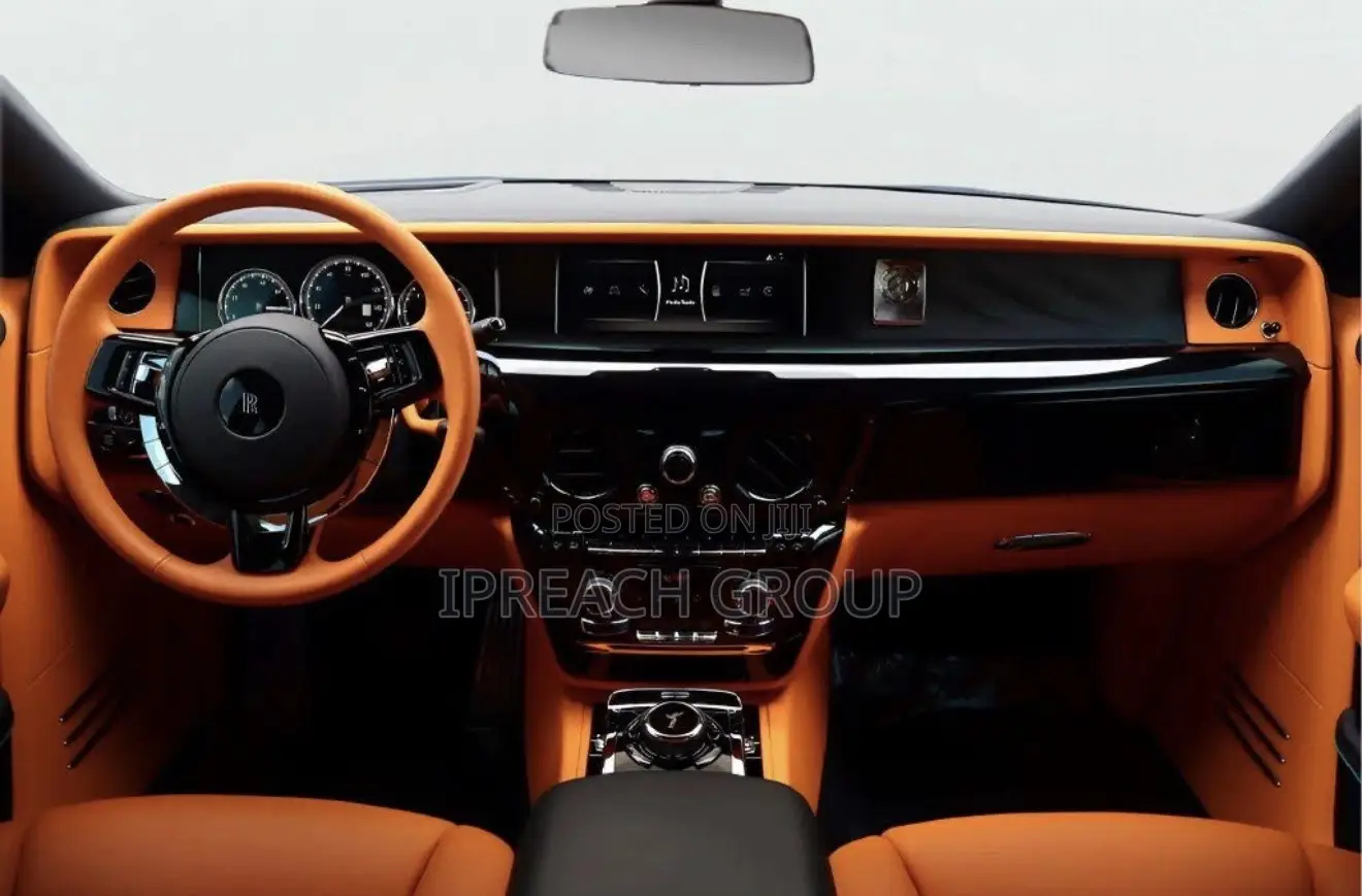 Rolls-Royce Phantom Extended Wheelbase Sedan 2023 Green