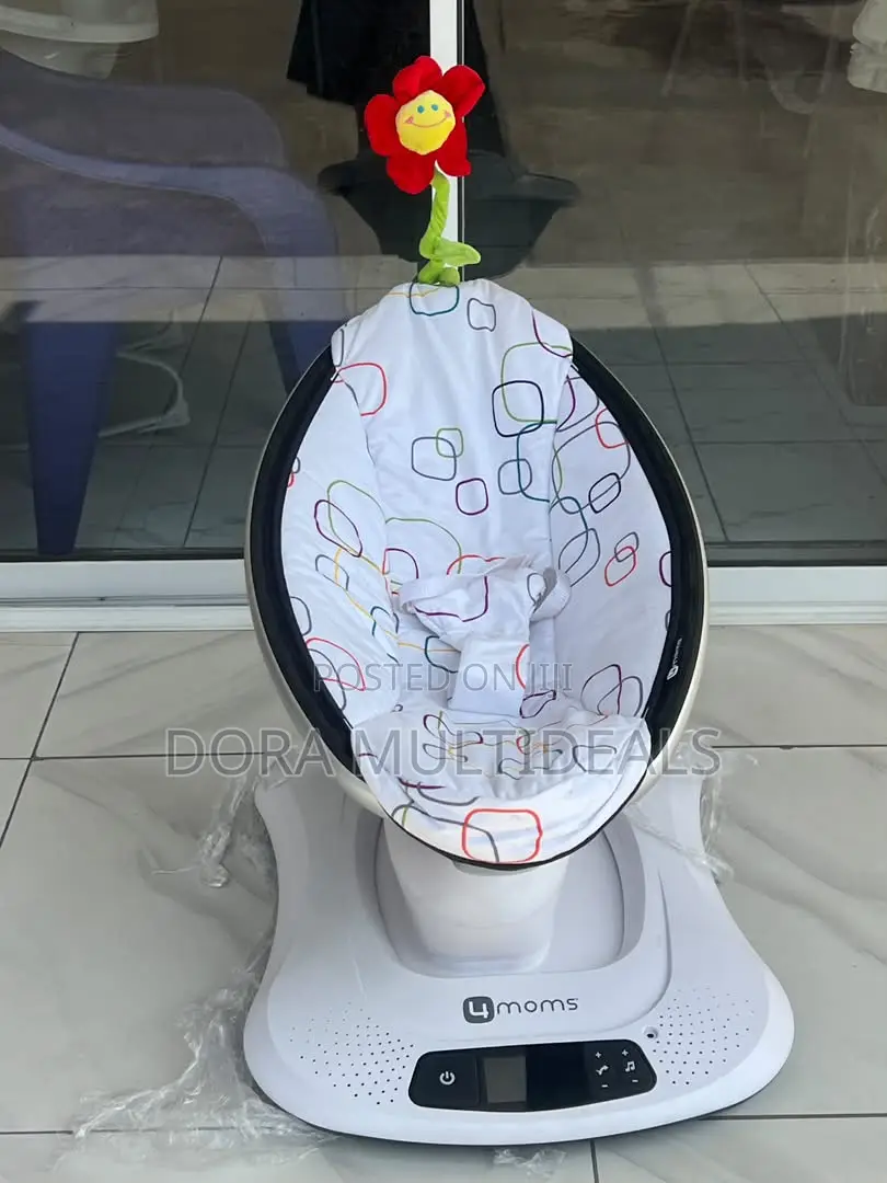 4Moms Mamaroo Multimotion Blutooth Swing - Foreign Neatly Used