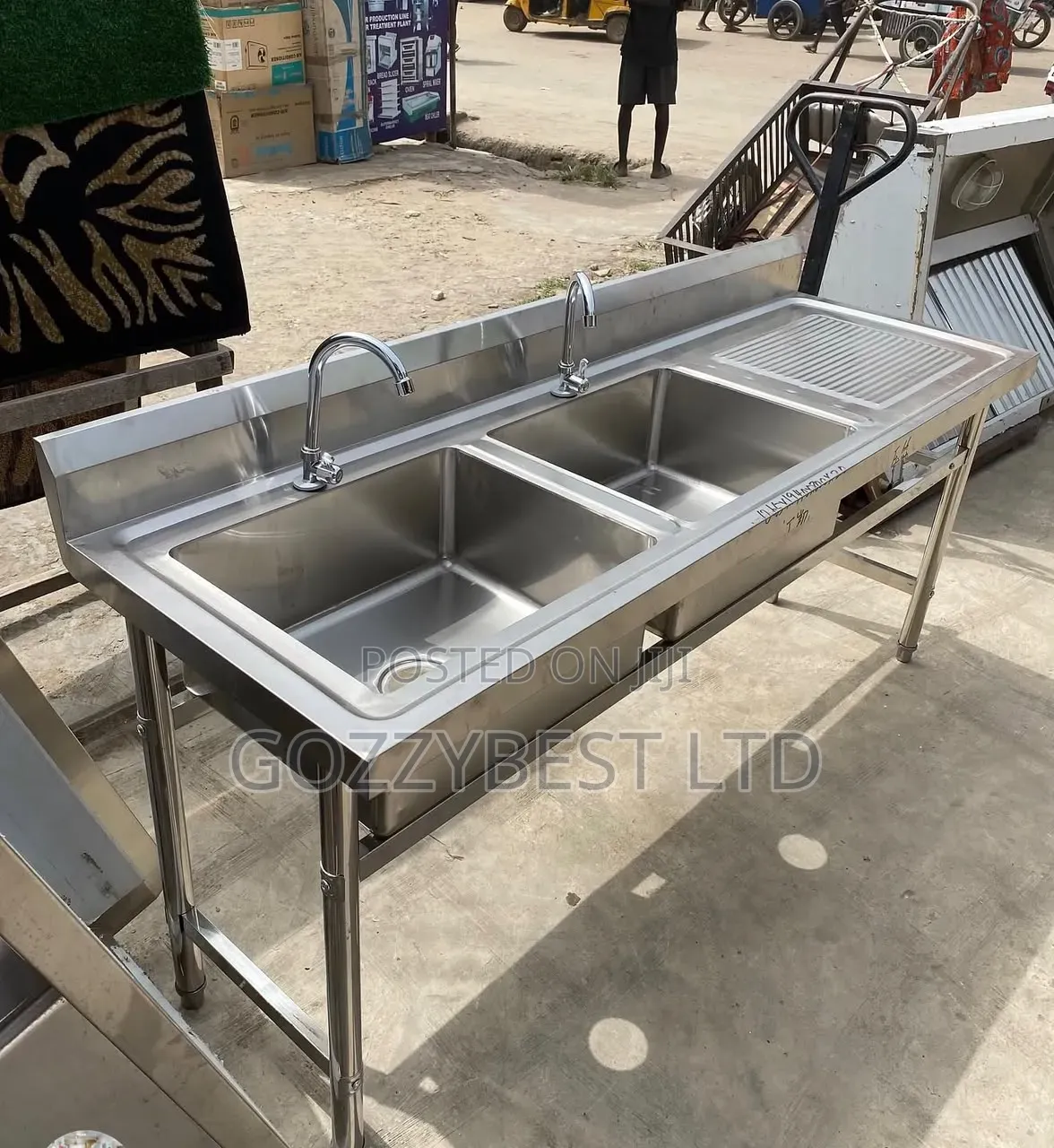 Commercial Double Sink With Side