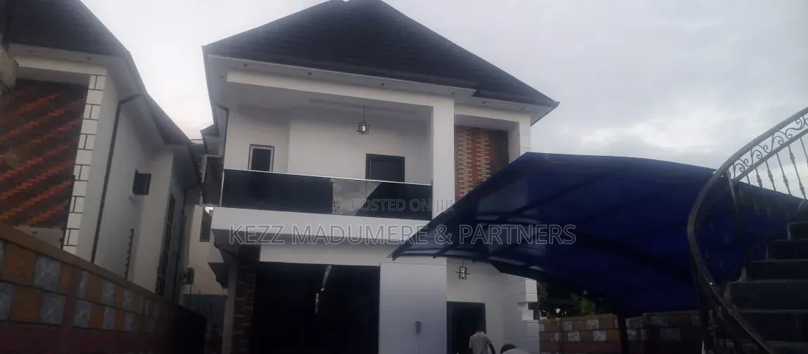 4bdrm Duplex in New Layout,Sars Road for sale