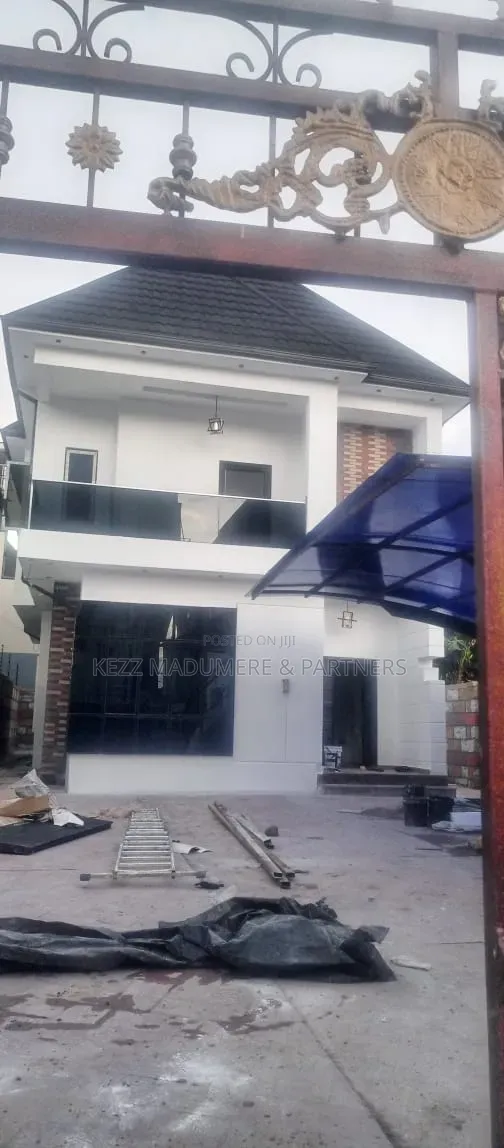 4bdrm Duplex in New Layout,Sars Road for sale