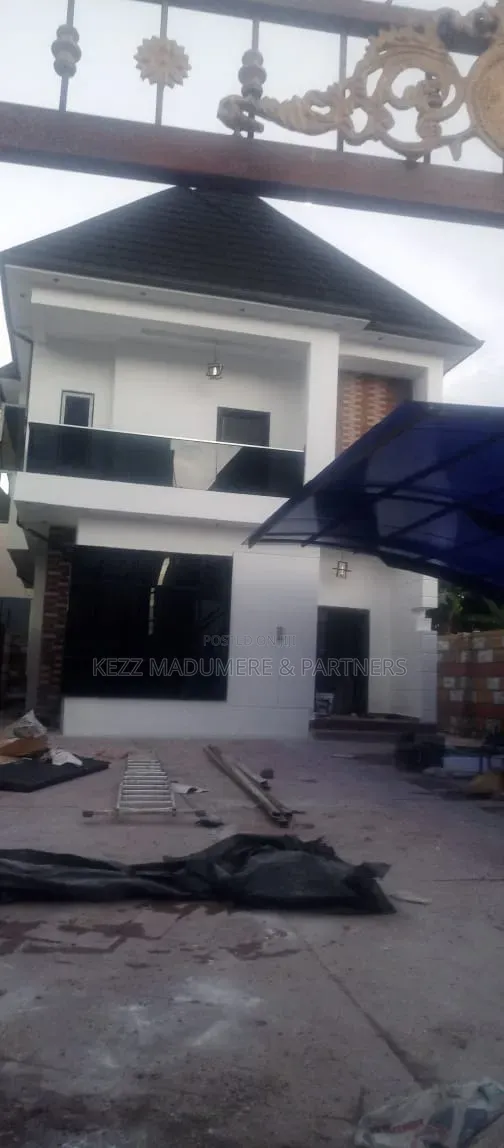 4bdrm Duplex in New Layout,Sars Road for sale