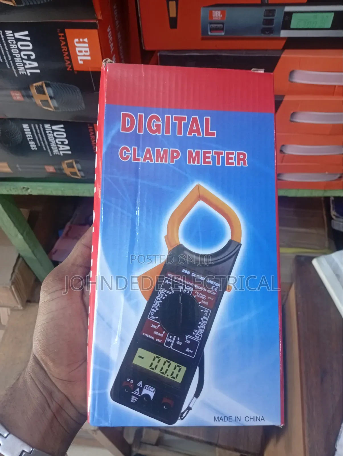 Digital Clamps Meter