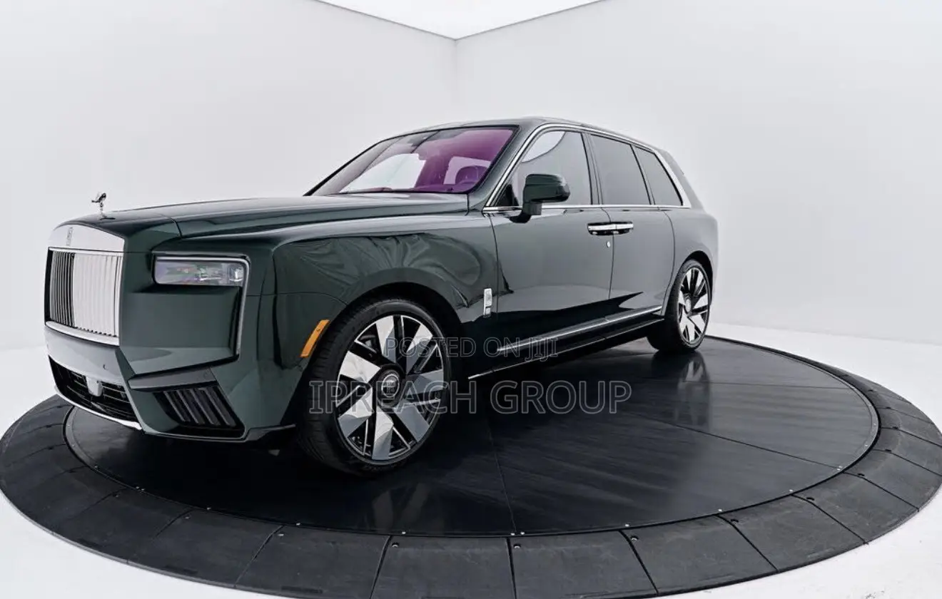 Rolls-Royce Cullinan Black Badge 2026 Green