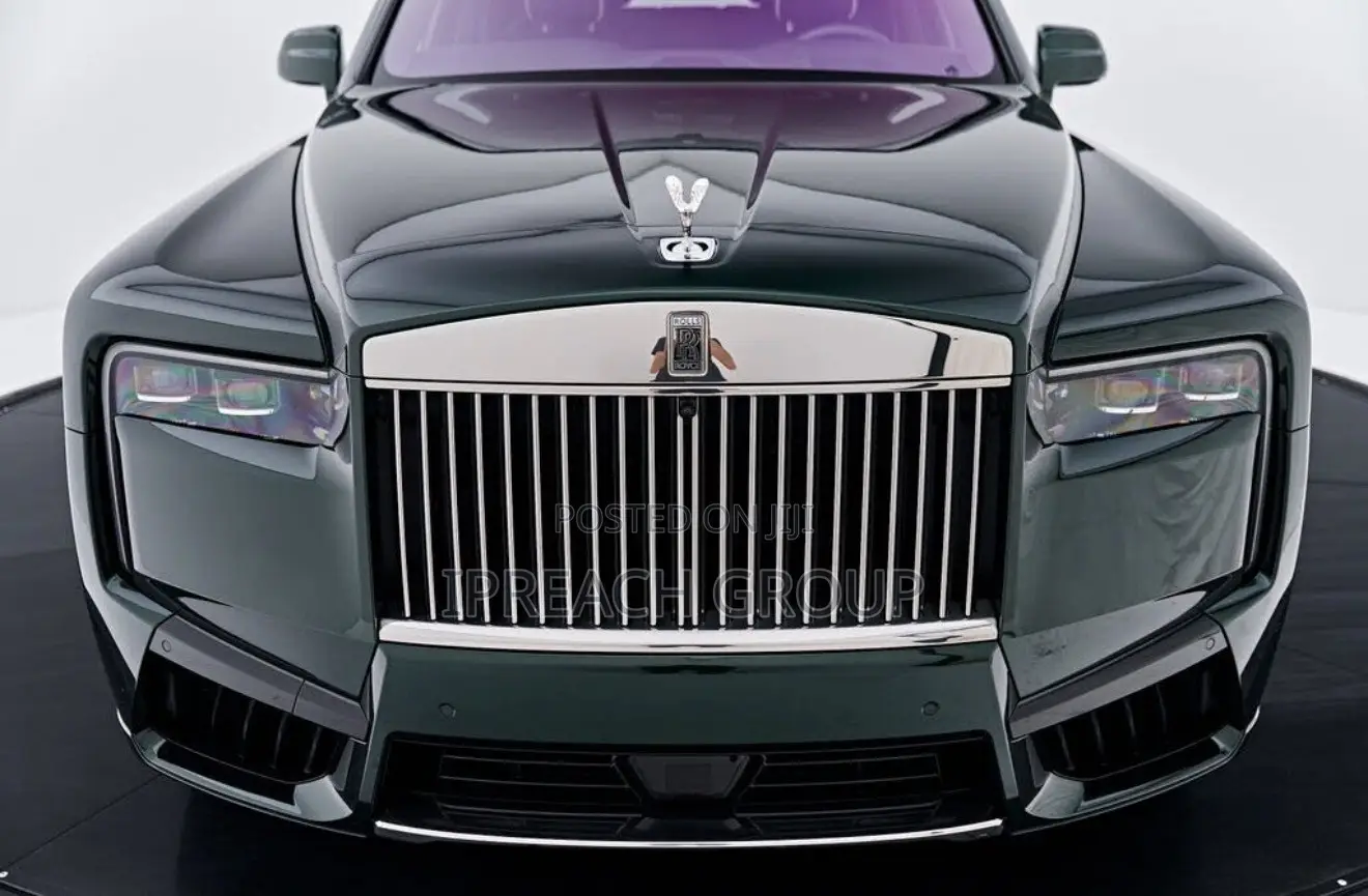 Rolls-Royce Cullinan Black Badge 2026 Green