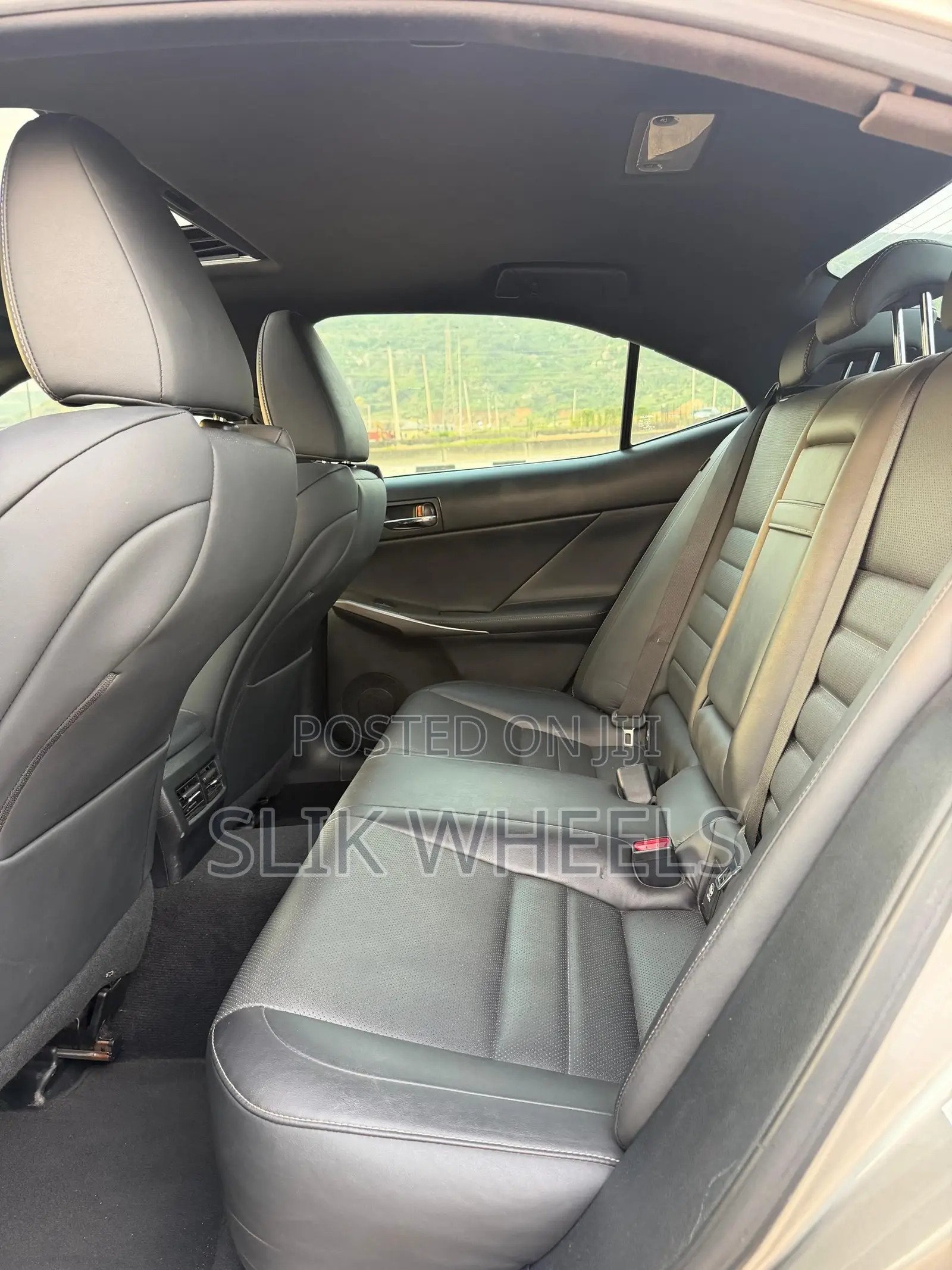Lexus IS 350 AWD 2016 Gray