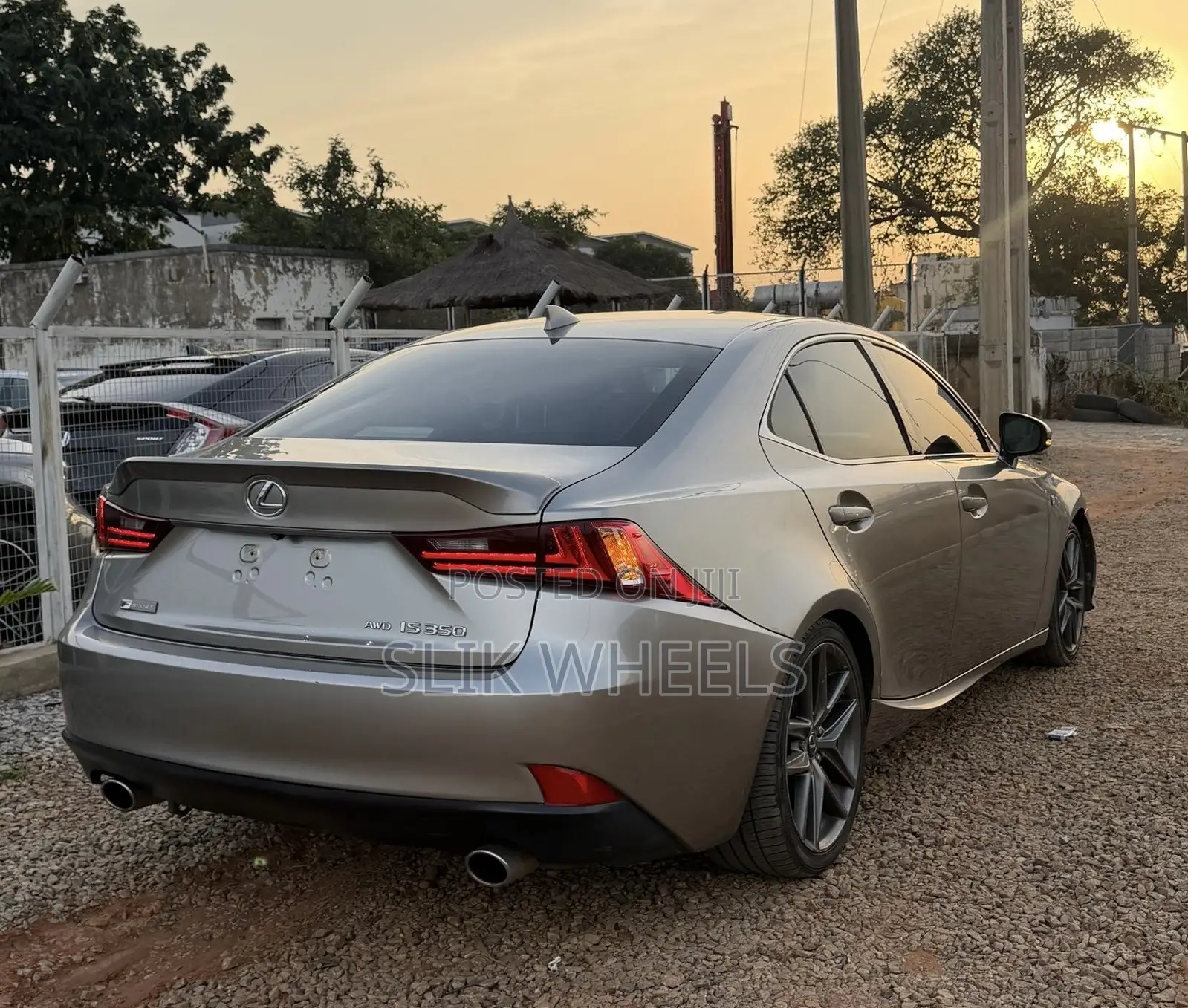 Lexus IS 350 AWD 2016 Gray