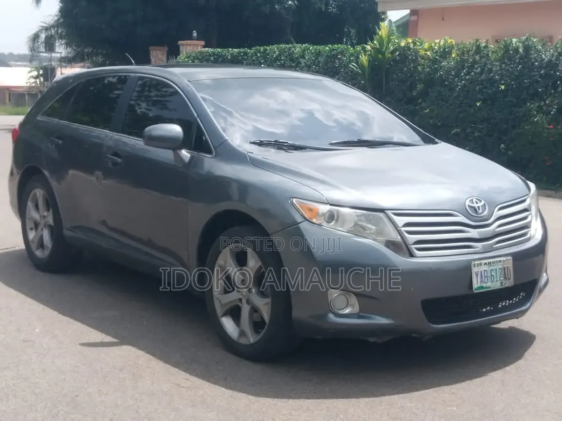 Toyota Venza 2011 Gray