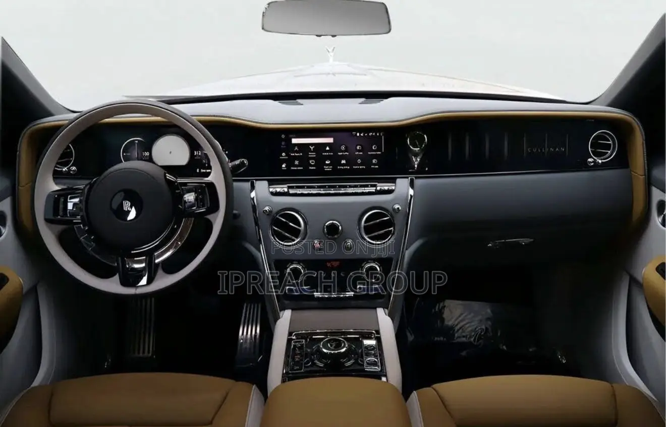 Rolls-Royce Cullinan Black Badge 2026 Gray