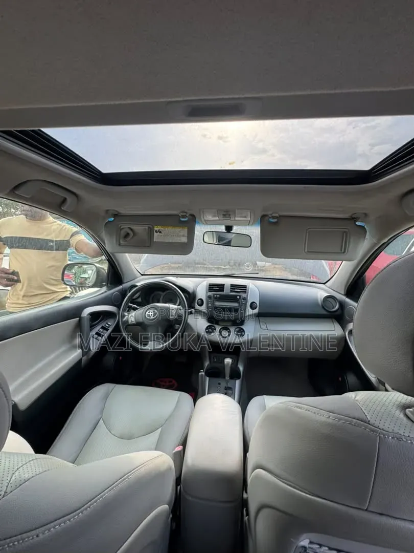 Toyota RAV4 2008 Black