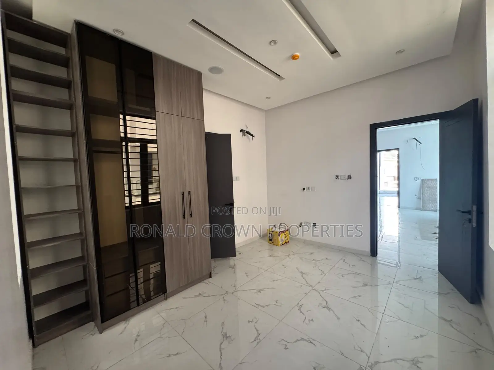 4bdrm Duplex in Omole Phase 2 for sale