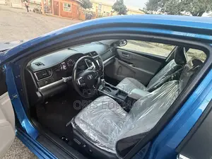Toyota Camry SE 4dr Sedan (2.5L 4cyl 6A) 2017 Blue
