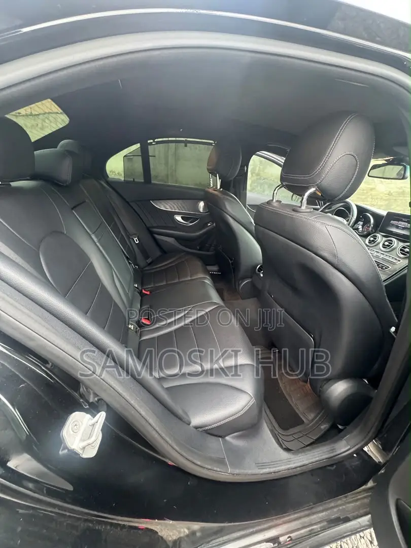 Mercedes-Benz C400 4Matic AWD Sedan (3.0L V6 7A) 2015 Black