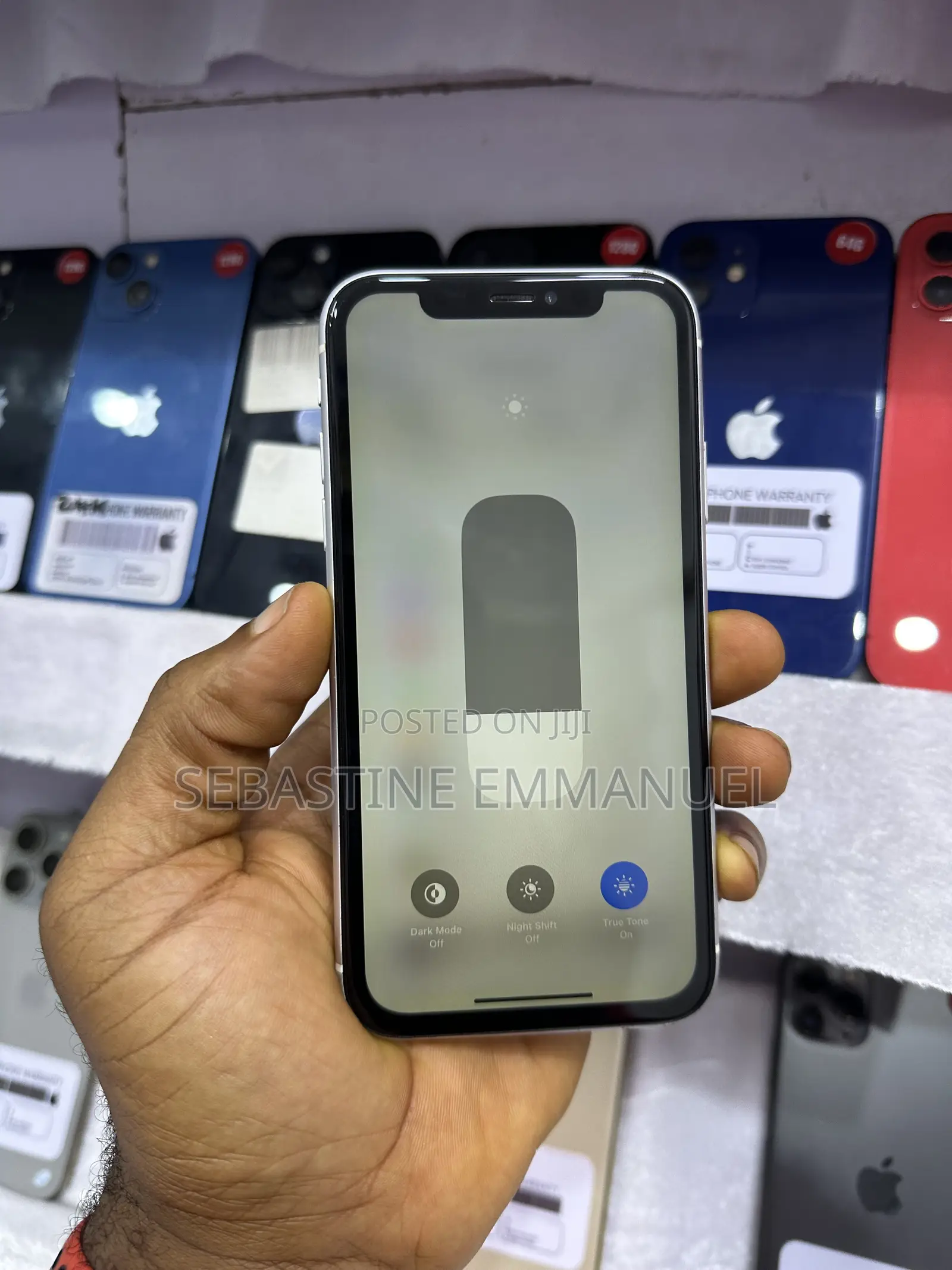 Apple iPhone XR 64 GB White