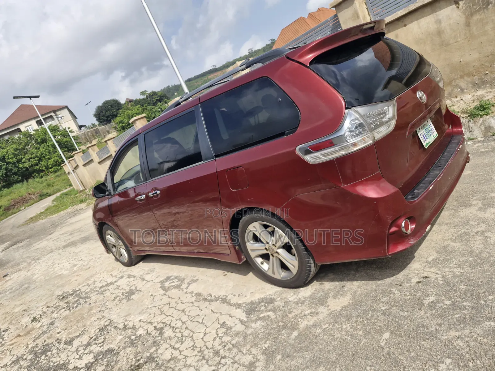 Toyota Sienna SE 8-Passenger 4dr Minivan (3.5L 6cyl 6A) 2014 Red