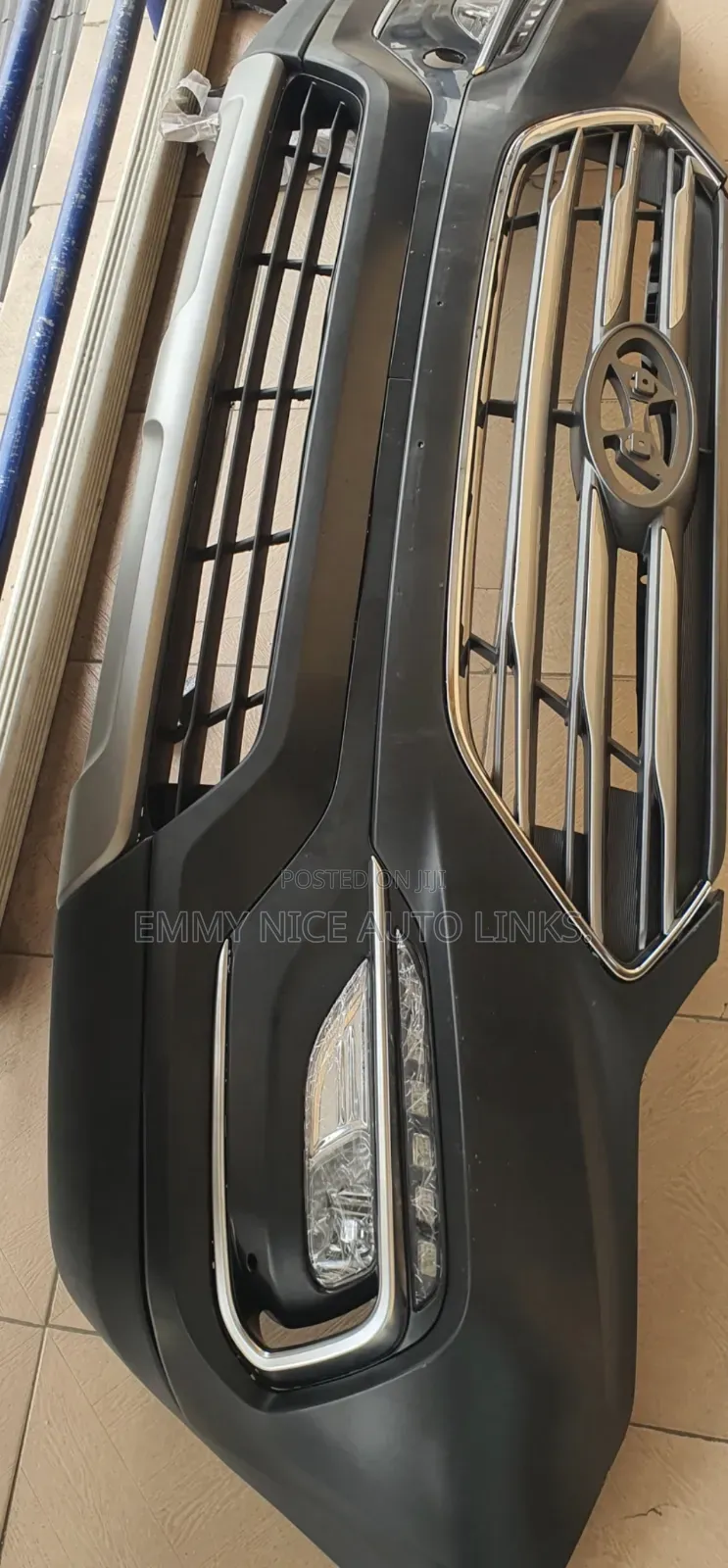 017 Santafe Front Bumper Complete