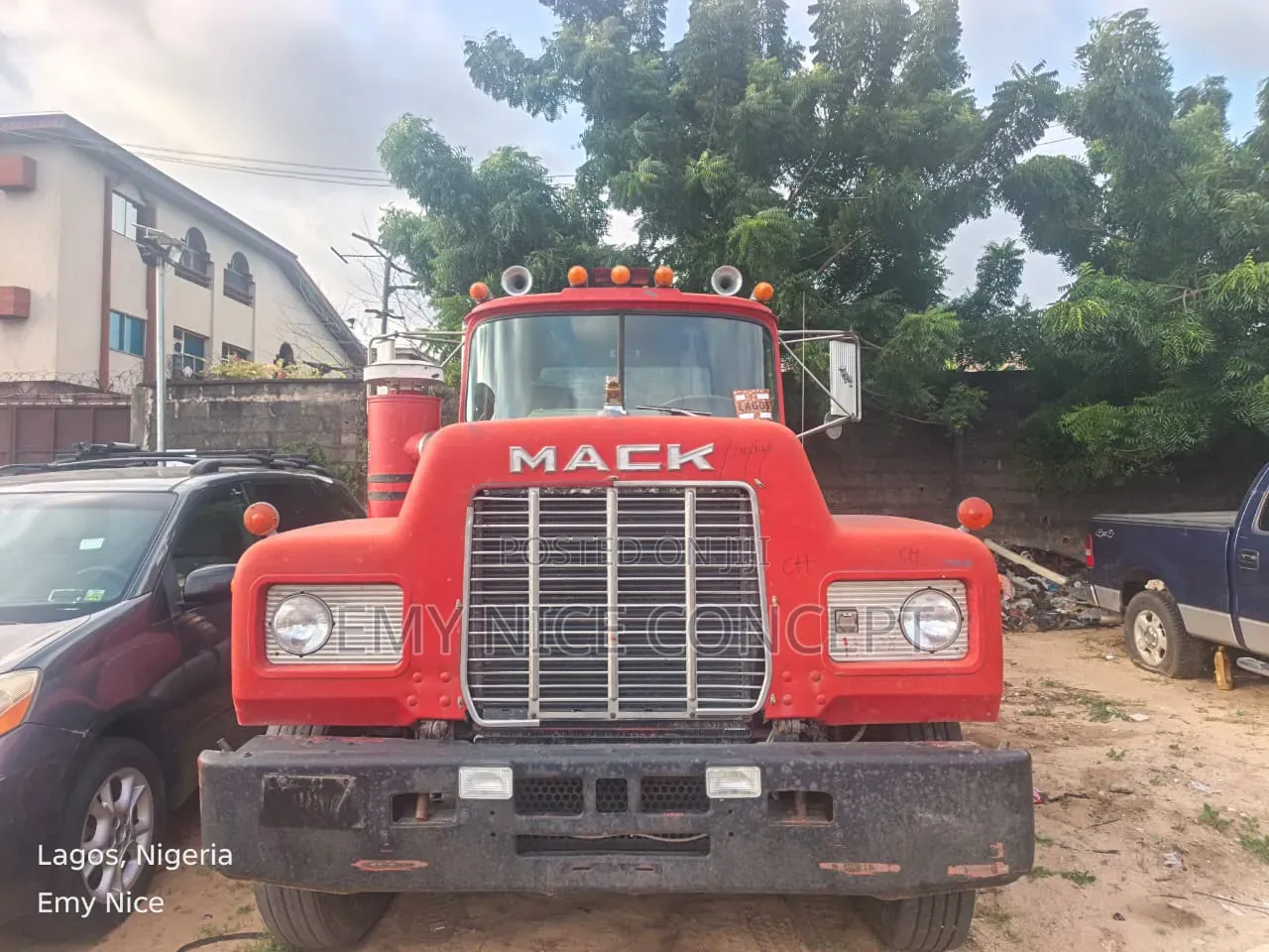 1984 Mack Truck Head R Model