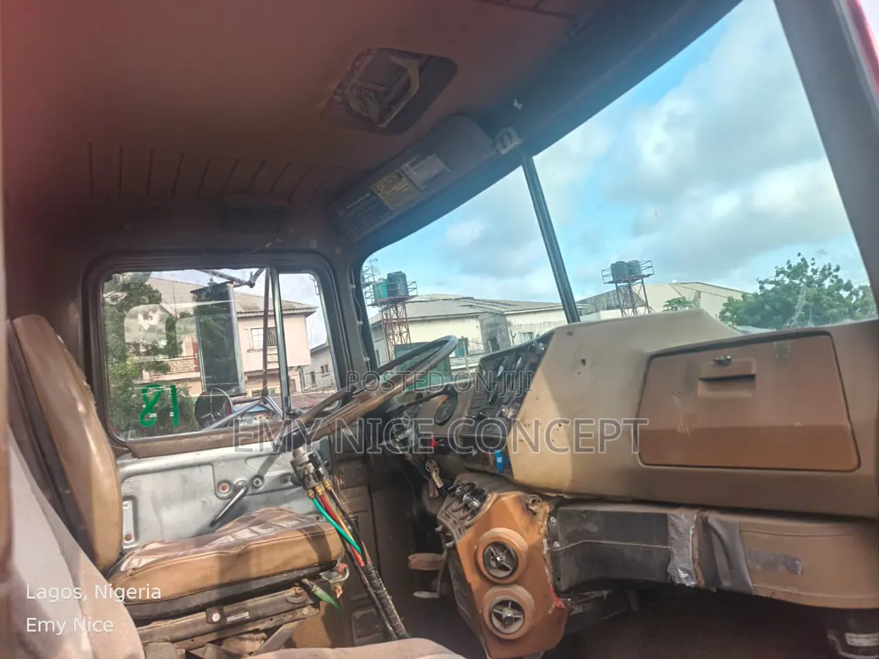 1984 Mack Truck Head R Model
