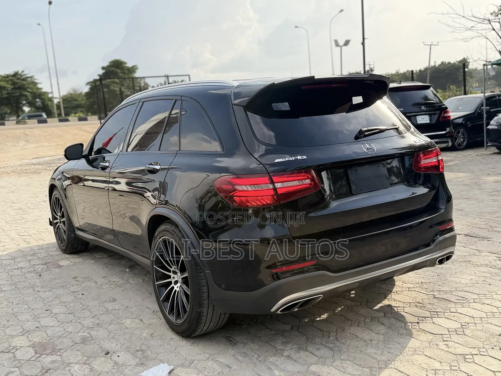 Mercedes-Benz GLC-Class 2017 Black