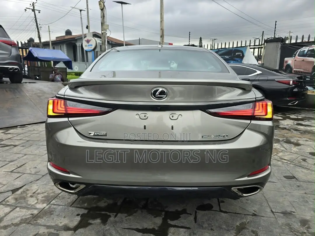 Lexus ES 250 F Sport 2021 Gray
