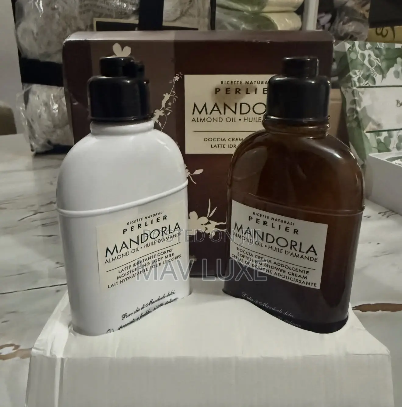 Perlier Mandorla Almond Oil Gift Set