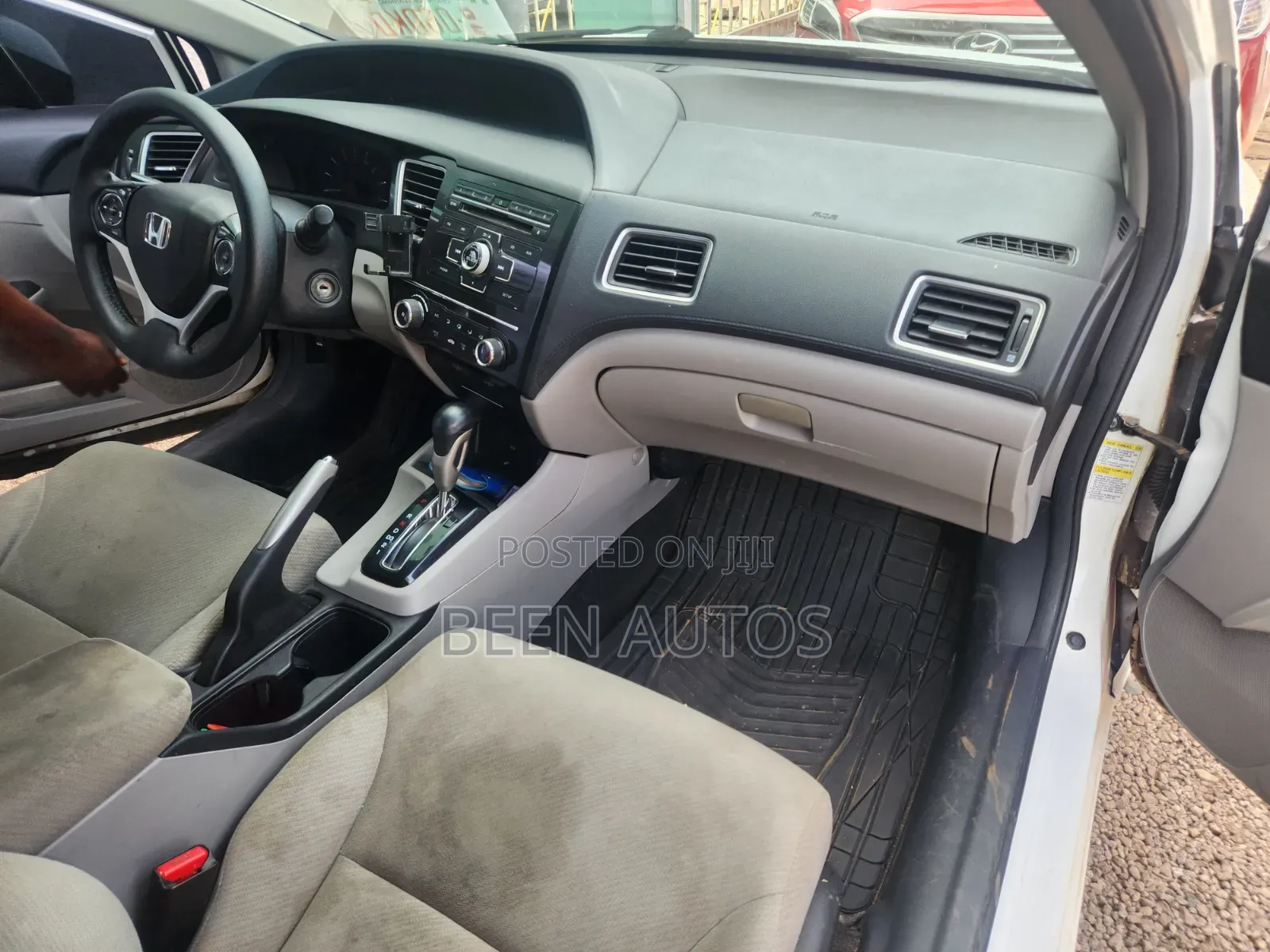 Honda Civic Sedan LX 2013 White