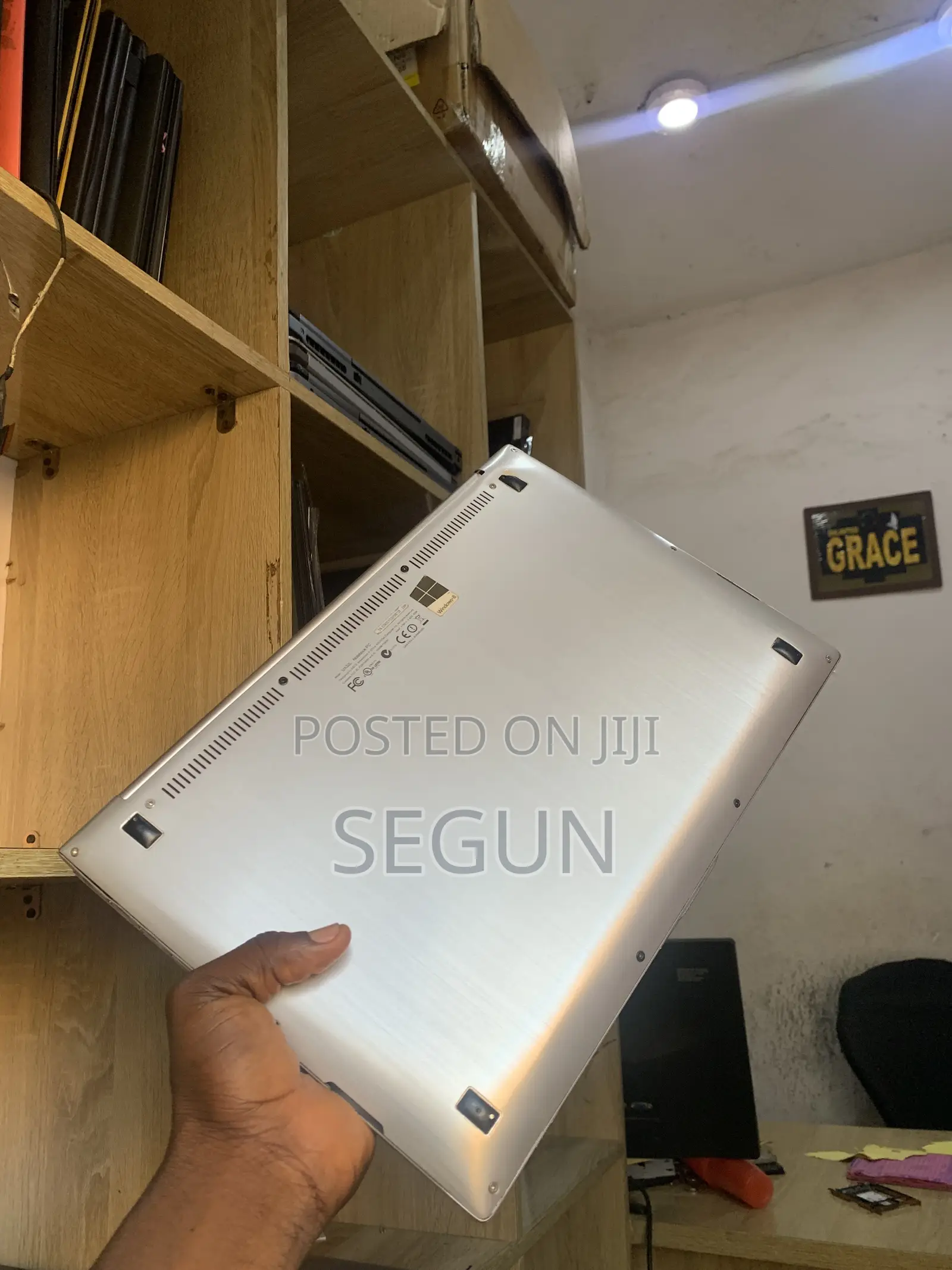 Laptop Asus X550LA 8GB Intel Core i5 HDD 500GB