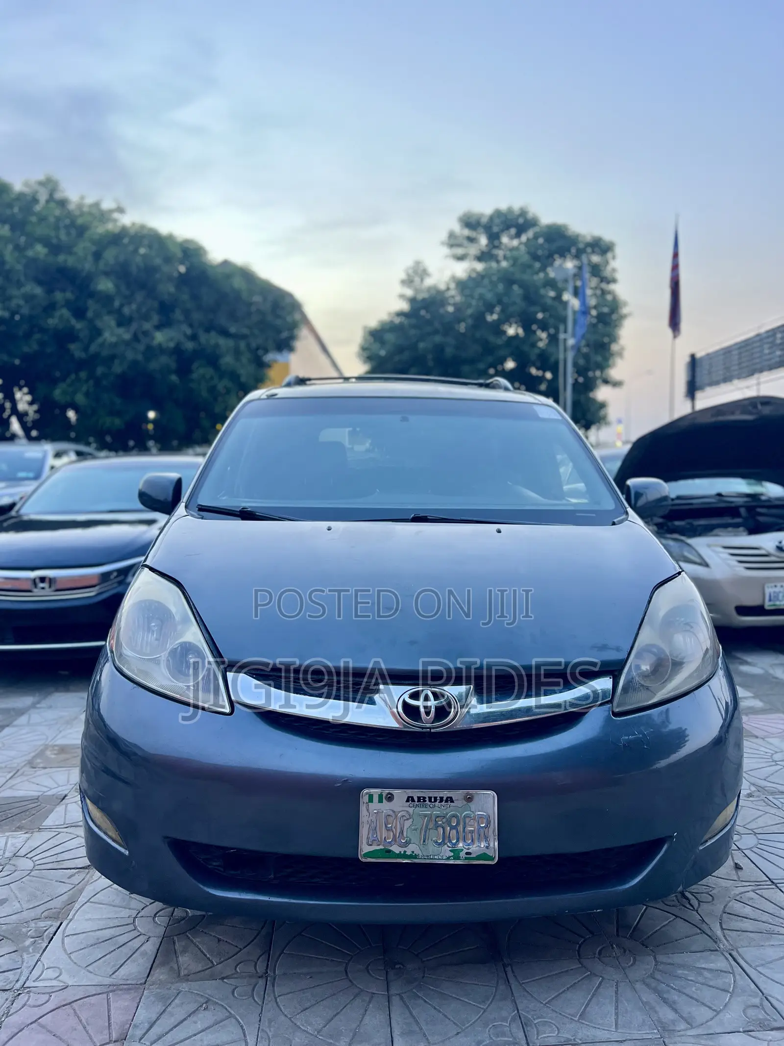 Toyota Sienna 2008 Gray