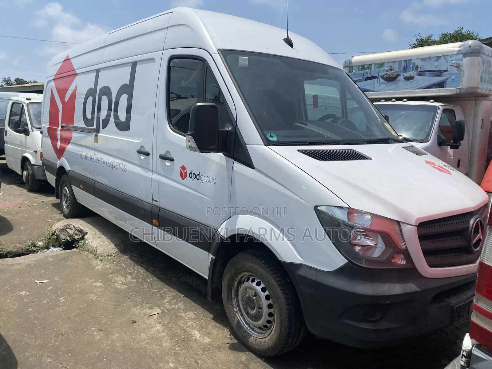 Mercedes-Benz Sprinter 2018 Red