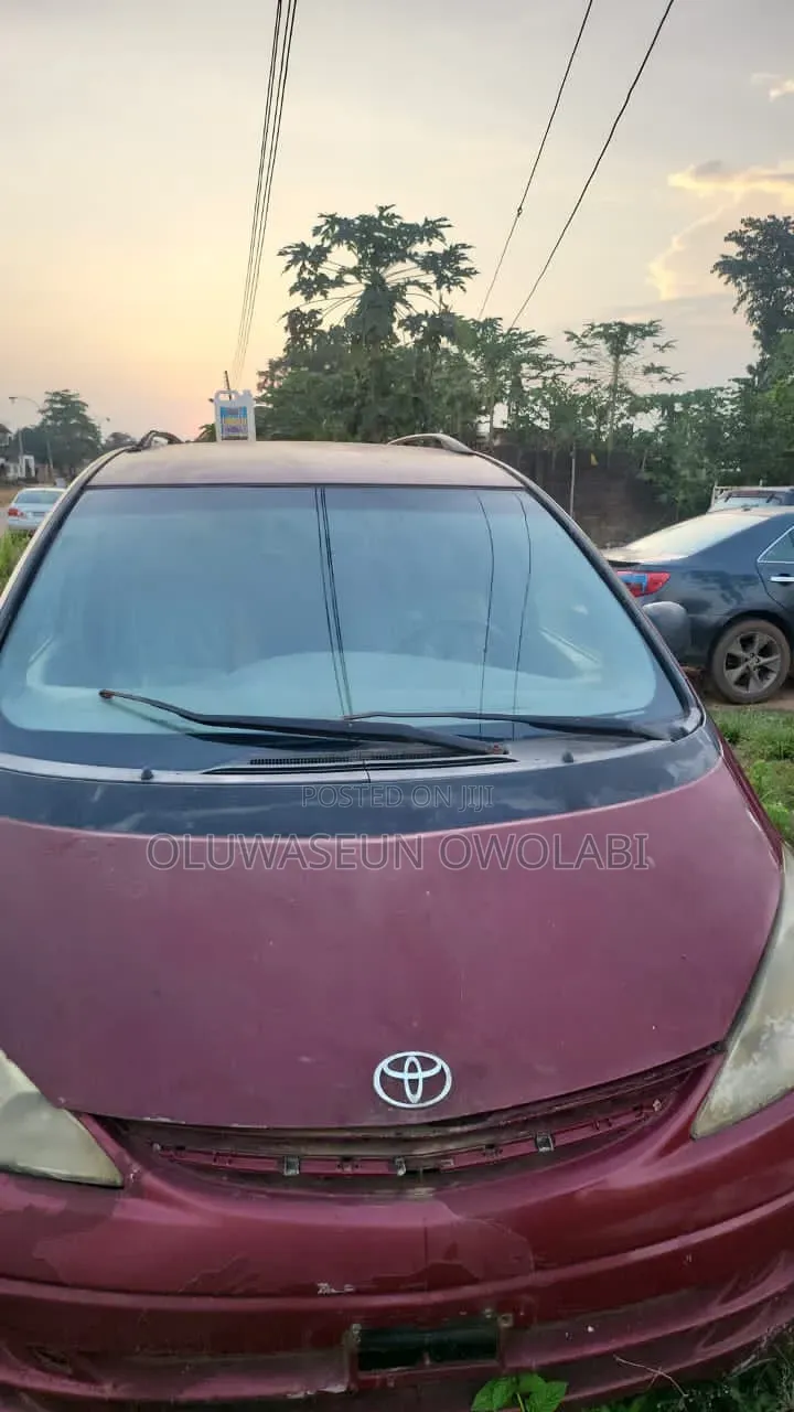 Toyota TownAce 1995 Red