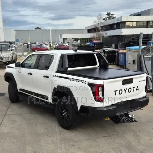Electric Roller Boot Tonneau Cover for Toyota Hilux 2027