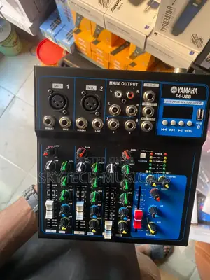 F4 Yamaha Mixer